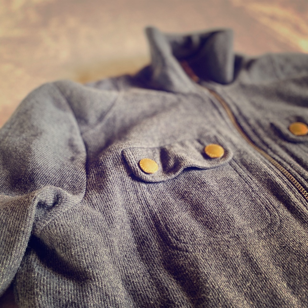 3/4 Sleeve Full Zip Jacket